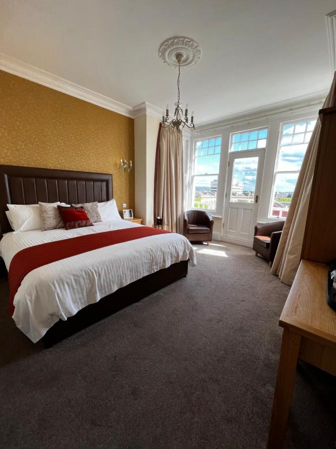 Queenswood Hotel Weston-super-Mare Buitenkant foto