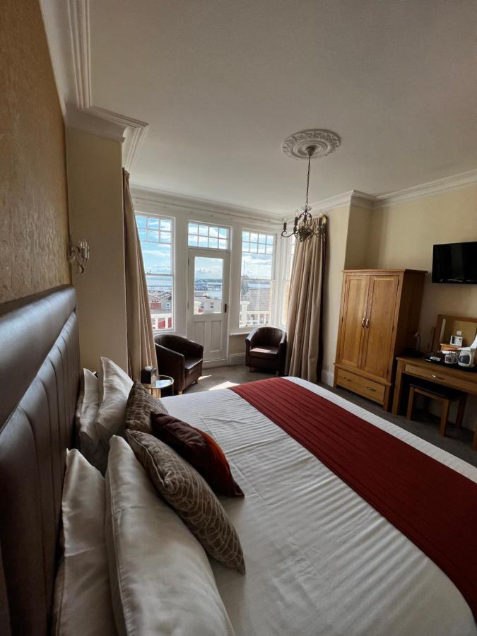 Queenswood Hotel Weston-super-Mare Buitenkant foto
