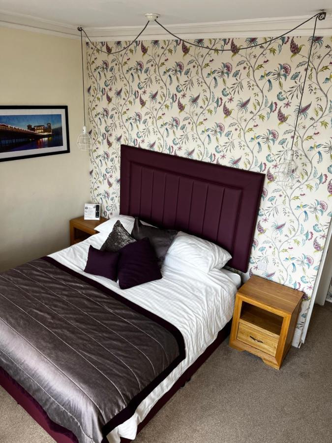 Queenswood Hotel Weston-super-Mare Buitenkant foto